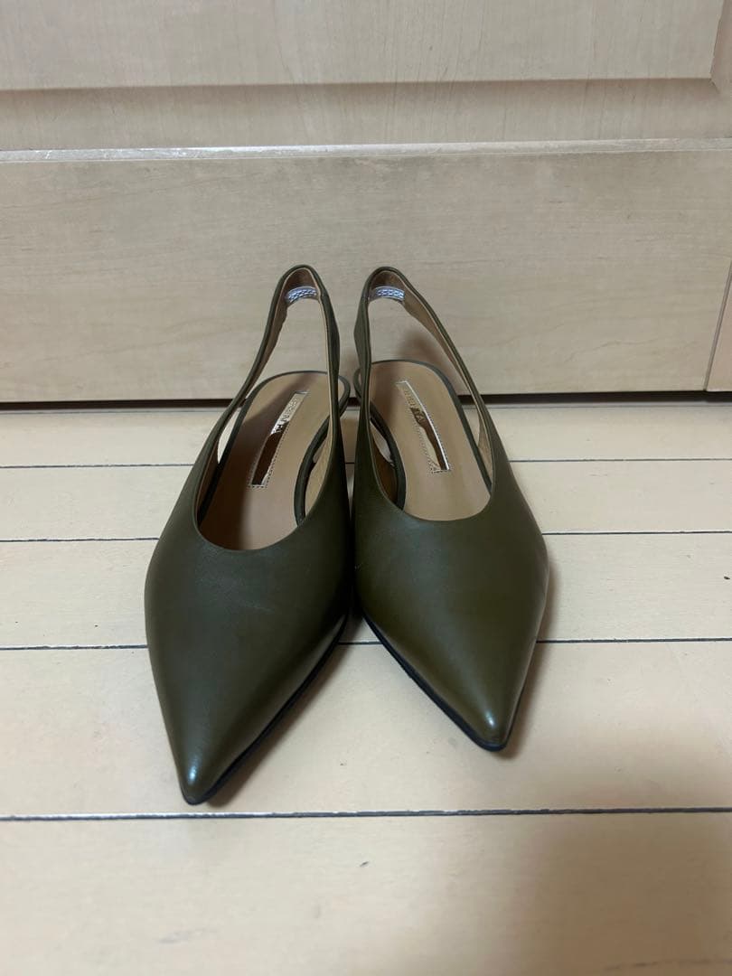 5月6まで限定値下げBRENTA サンダル　未使用に近い　アパルトモン購入