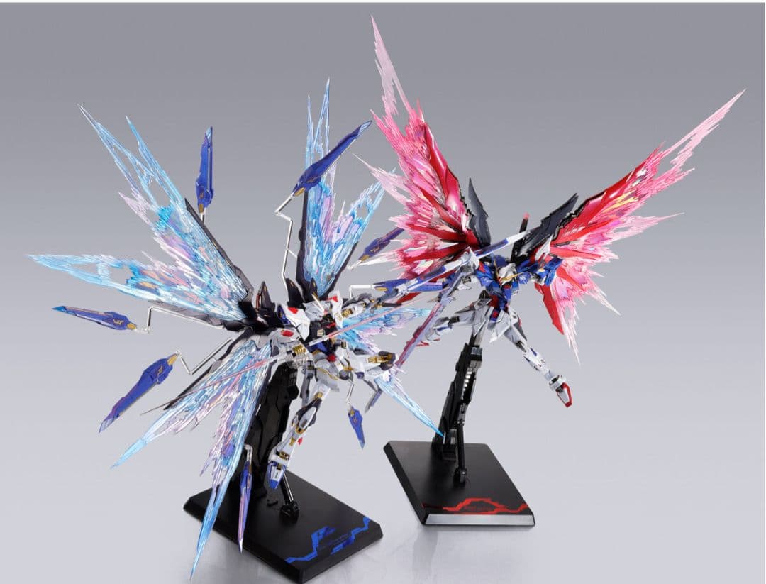 メタルビルド ストライクフリーダムガンダム＆デスティニーガンダム